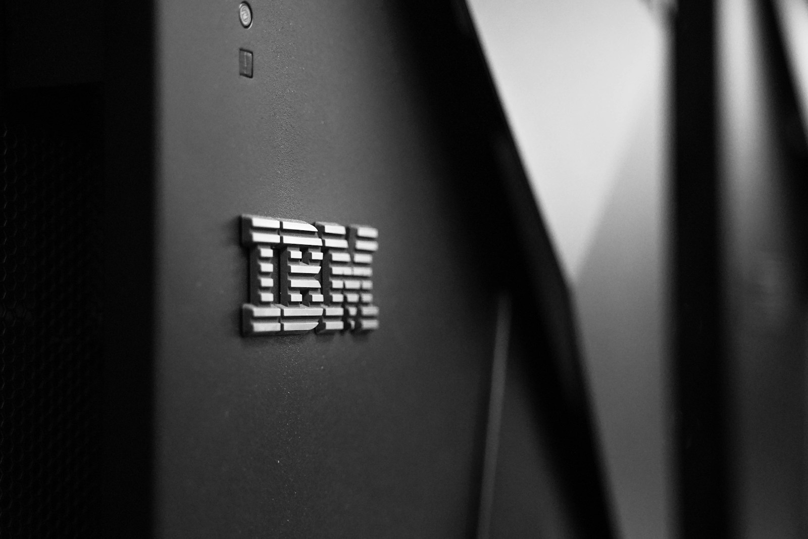 IBM plans to reduce its workforce